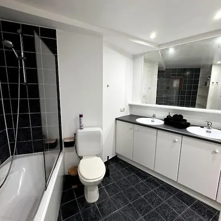 Antwerpen-zuid Apartment